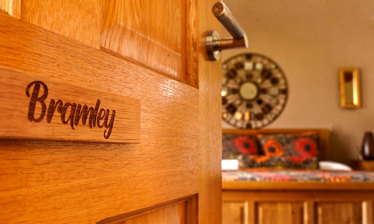 Knockalla Luxury Property With Hot Tub Suitable For Families Portadown Ngoại thất bức ảnh
