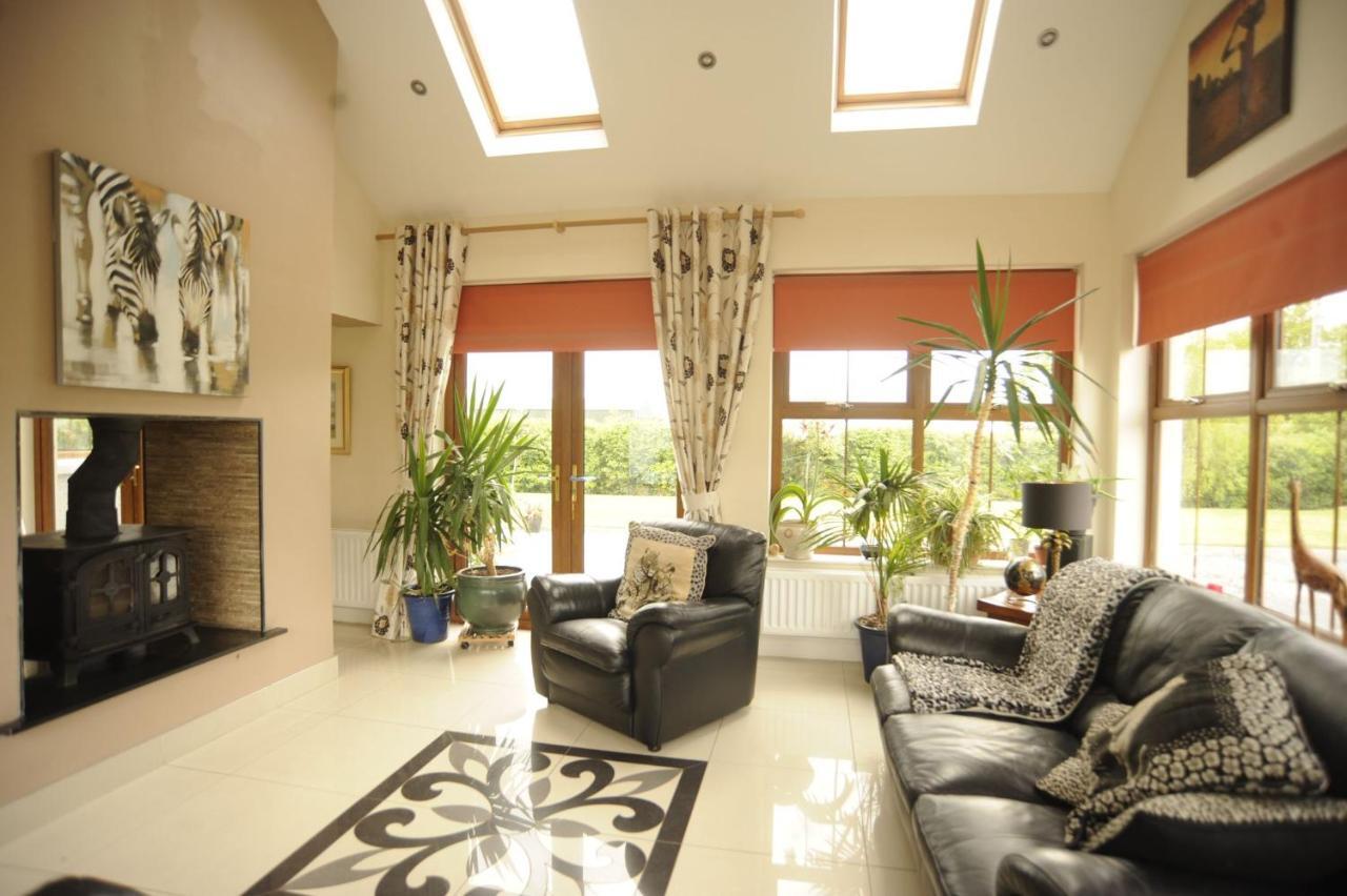 Knockalla Luxury Property With Hot Tub Suitable For Families Portadown Ngoại thất bức ảnh